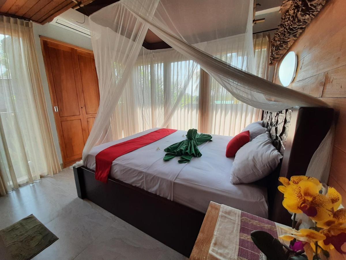 Fins Villa Medewi Airsatang Buitenkant foto