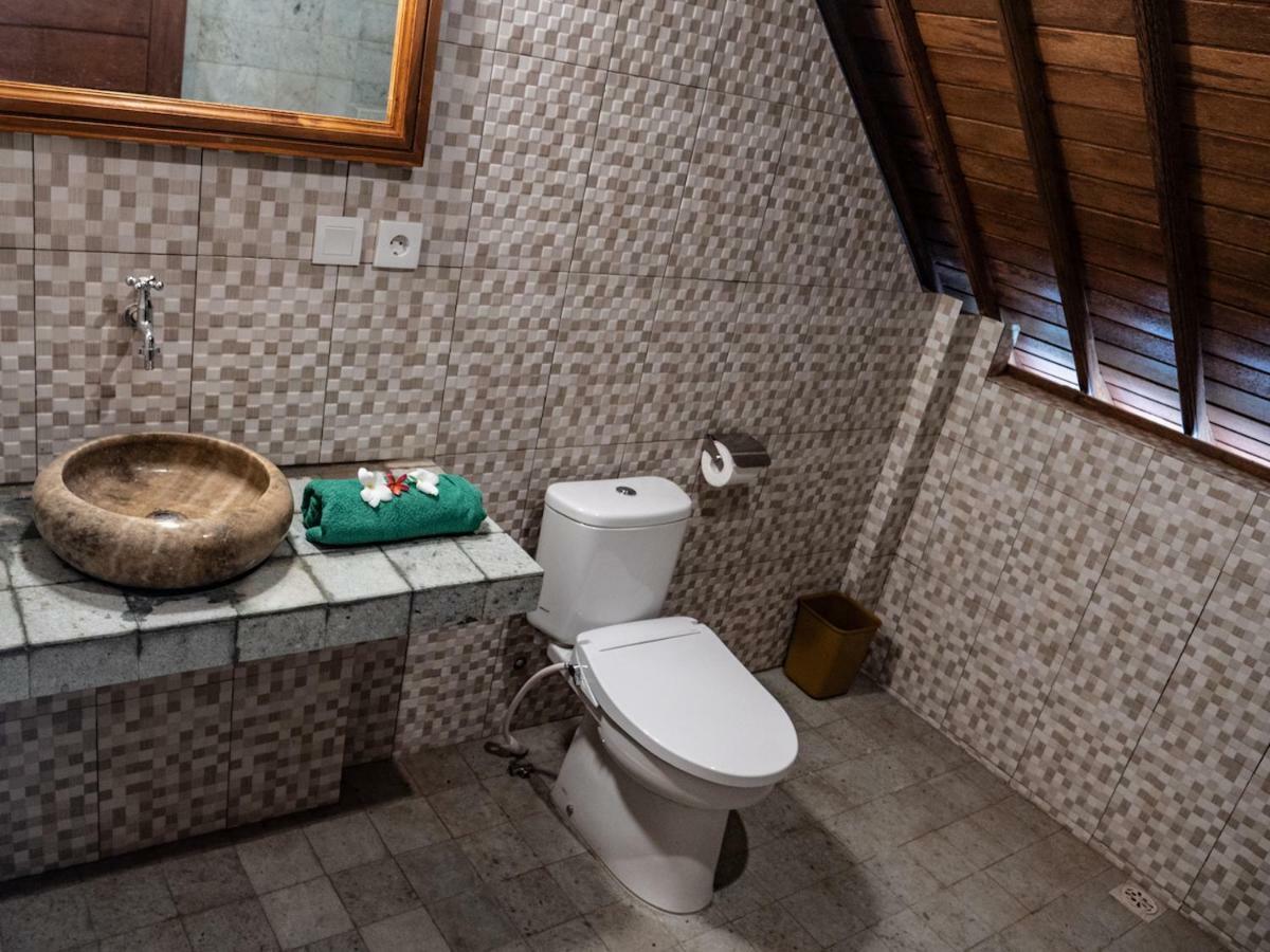 Fins Villa Medewi Airsatang Buitenkant foto